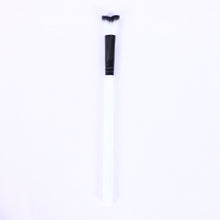 Load image into Gallery viewer, EXTRA SOFT CLEANSING BRUSH