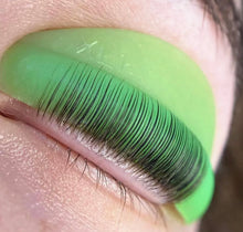 Load image into Gallery viewer, SILICONE LASH LIFT SHIELDS